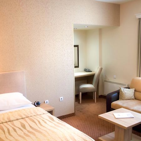 Philia Hotel Podgorica Eksteriør billede