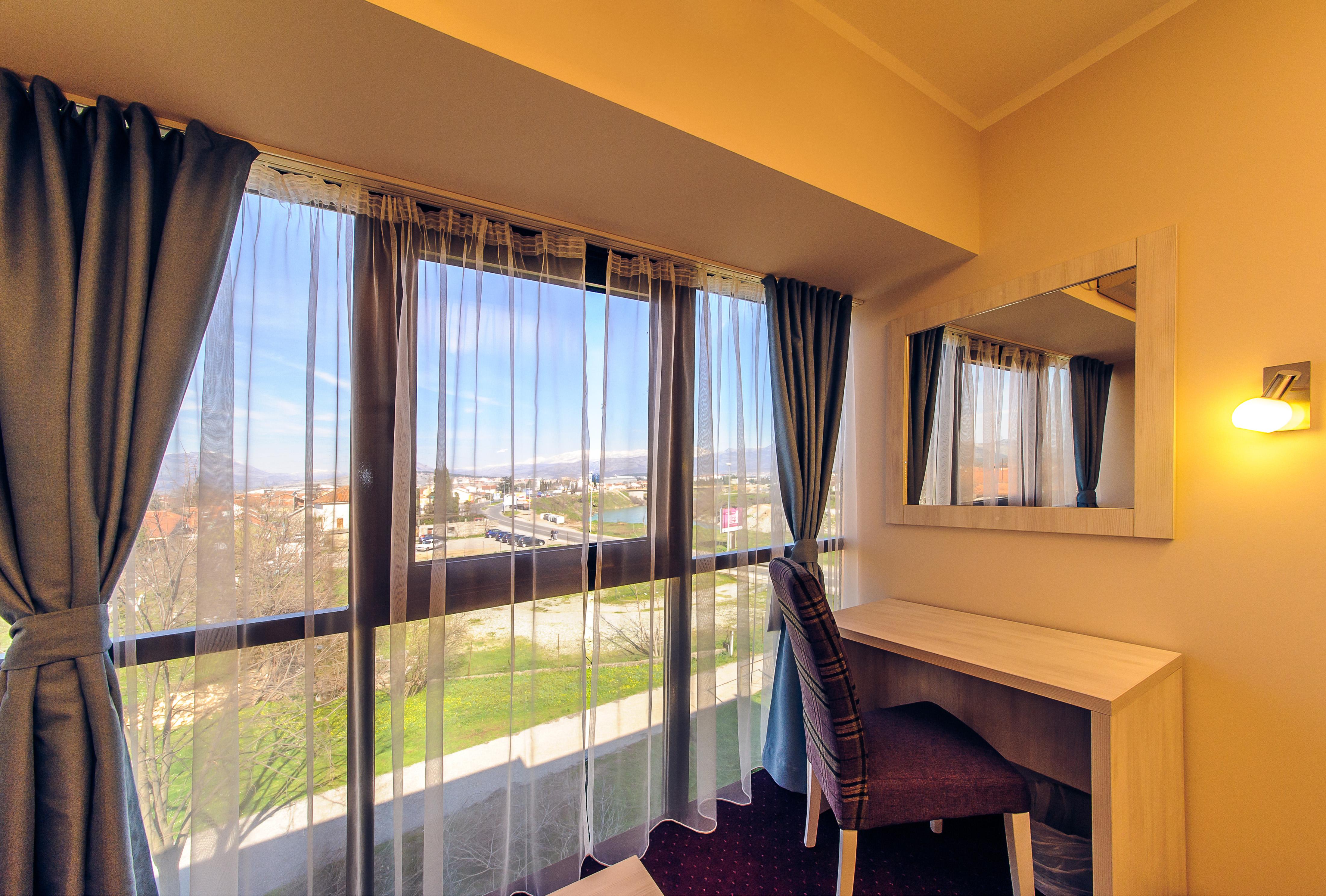 Philia Hotel Podgorica Eksteriør billede