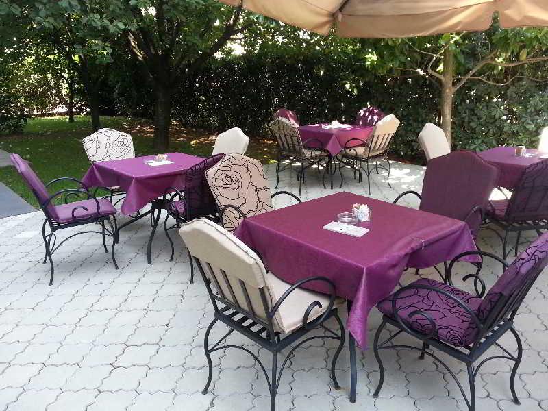 Philia Hotel Podgorica Eksteriør billede